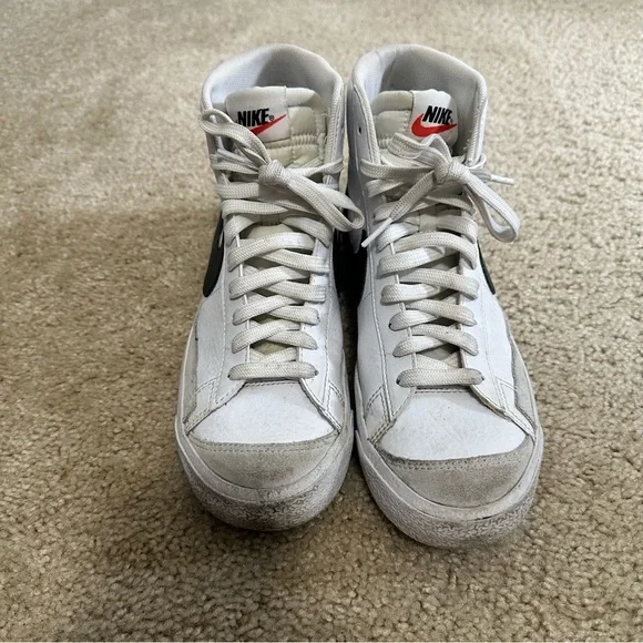 Nike Blazer Mid ‘77 Hightop Sneakers DA4086-100 in White Size 7Y Unisex GUC - Picture 6 of 7